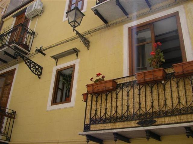 Home Casa Professa 1 باليرمو المظهر الخارجي الصورة